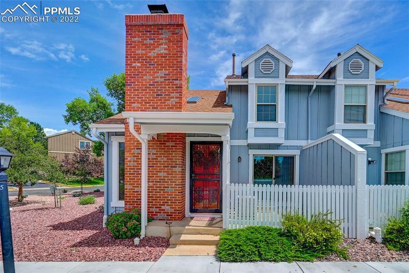 2642 Hatch Cir, Colorado Springs, CO 80918