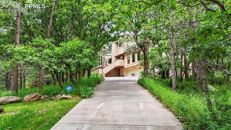 265 Brandywine Dr, Colorado Springs, CO 80906