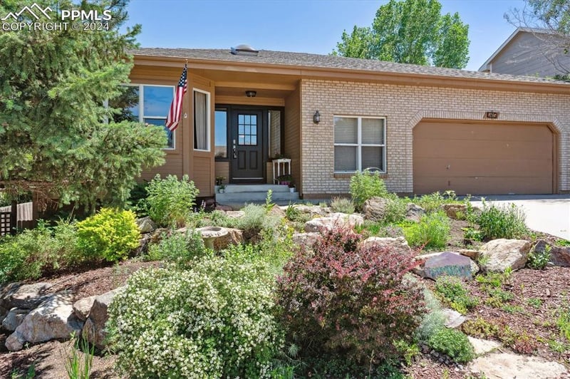 265 Cliff Falls Ct, Colorado Springs, CO 80919