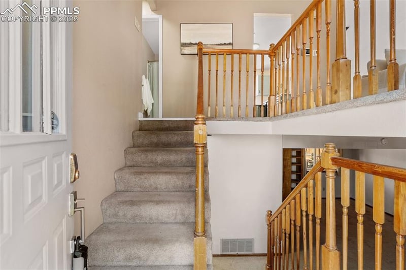 2650 Plymouth Dr, Colorado Springs, CO 80916