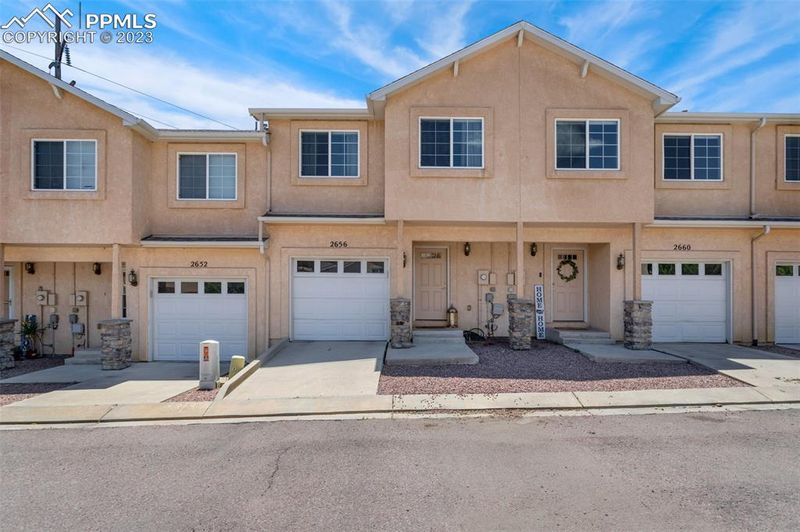 2656 Mesa Springs Vw, Colorado Springs, CO 80907