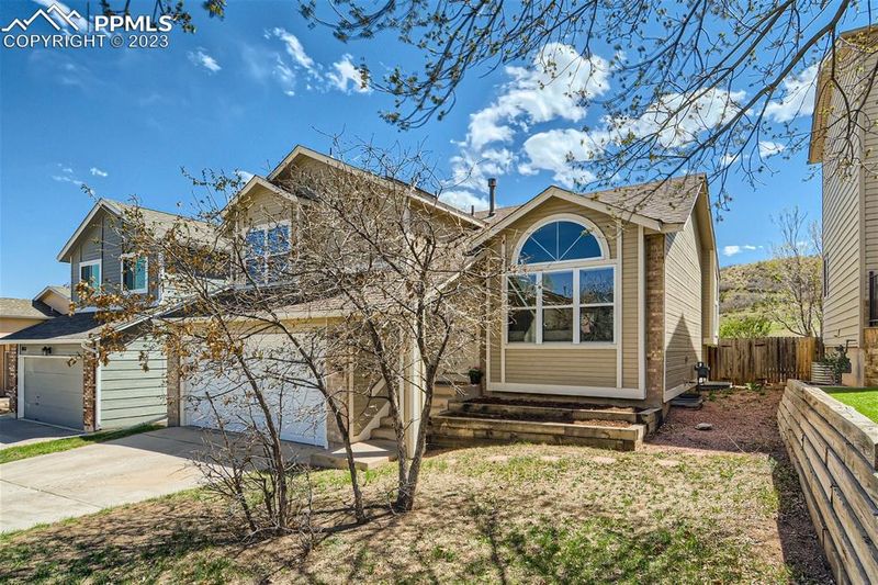 2659 Front Royal Dr, Colorado Springs, CO 80919