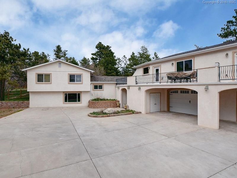 2660 Old North Gate Rd, Colorado Springs, CO 80921