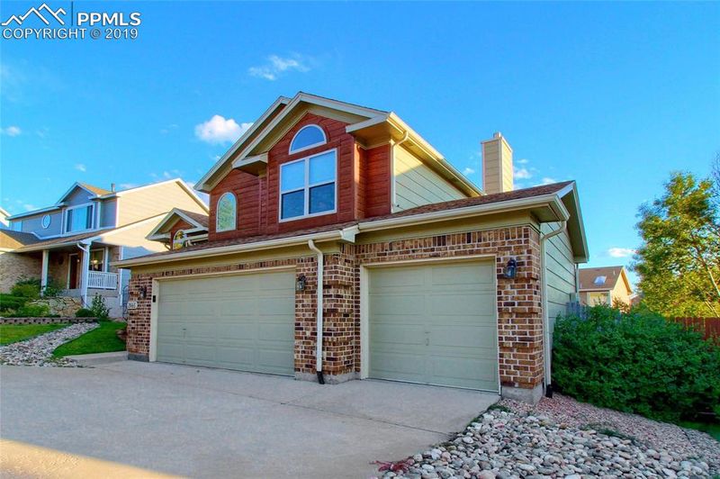 2665 Clapton Dr, Colorado Springs, CO 80920