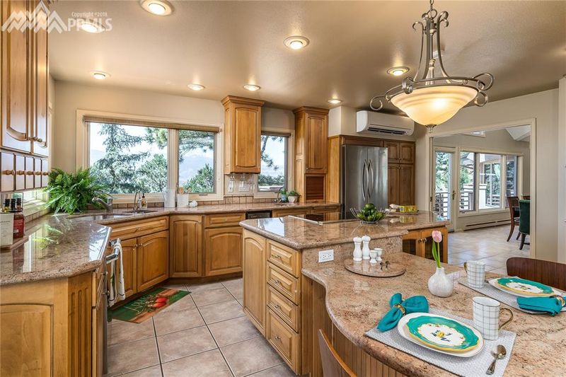 2667 N Chelton Rd, Colorado Springs, CO 80909