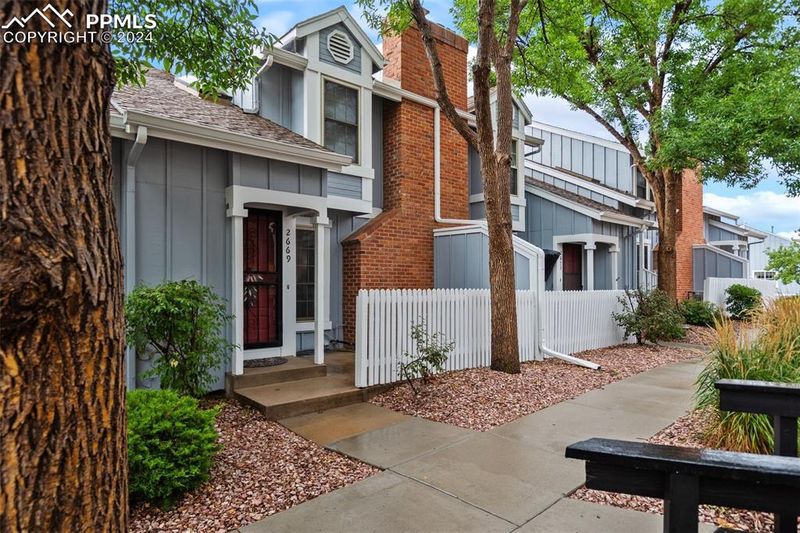 2669 Hatch Cir, Colorado Springs, CO 80918