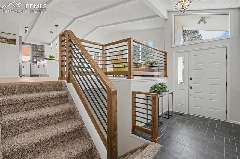 2670 Roundtop Dr, Colorado Springs, CO 80918