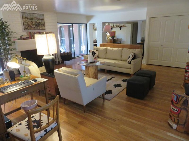 2670 Spring Grove Ter, Colorado Springs, CO 80906