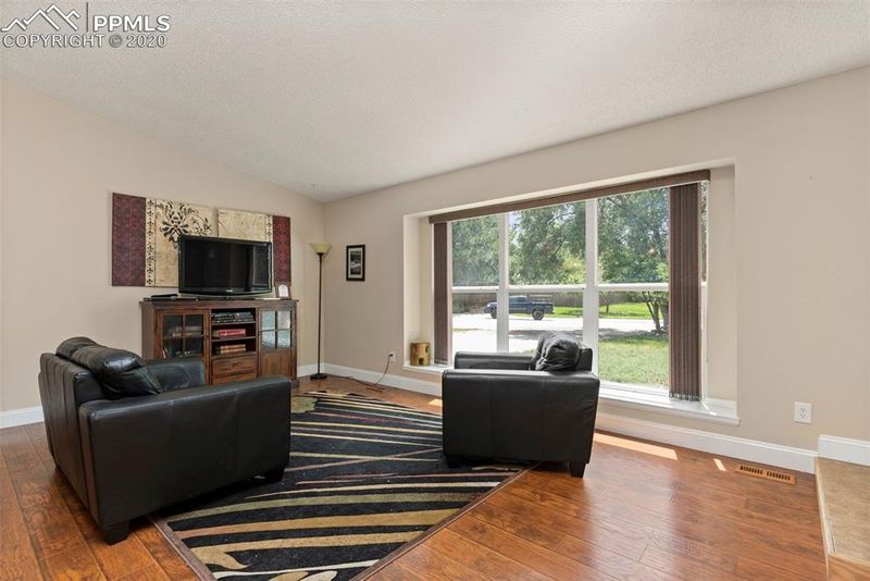 2674 Deliverance Dr, Colorado Springs, CO 80918