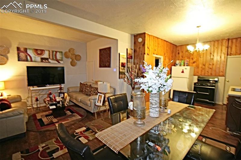 2702 N Cascade Ave, Colorado Springs, CO 80907