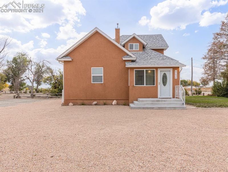 27038 South Rd, Pueblo, CO 81006