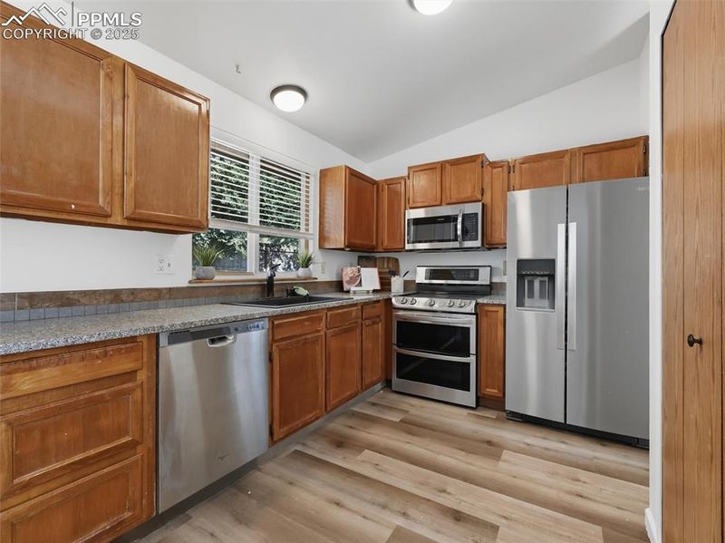 2706 N Chestnut St, Colorado Springs, CO 80907