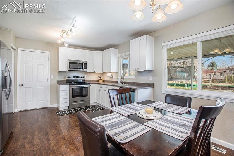 2707 Ferber Dr, Colorado Springs, CO 80916