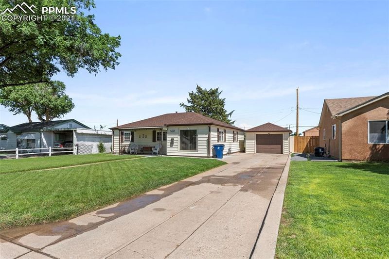 2710 Aster St, Pueblo, CO 81005