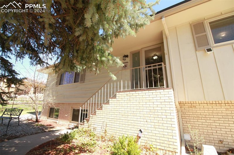 2712 Northridge Dr, Colorado Springs, CO 80918