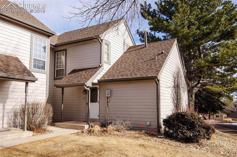 272 Cobblestone Dr, Colorado Springs, CO 80906