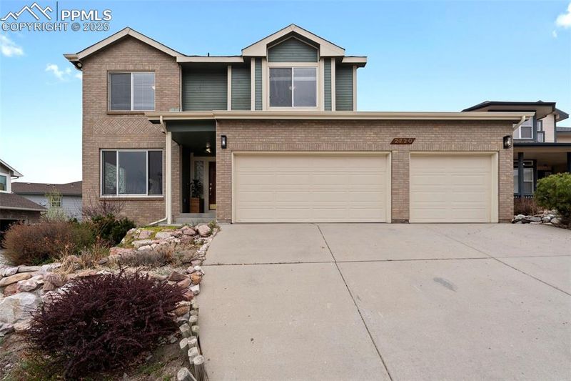 2720 Stone Creek Rd, Colorado Springs, CO 80908
