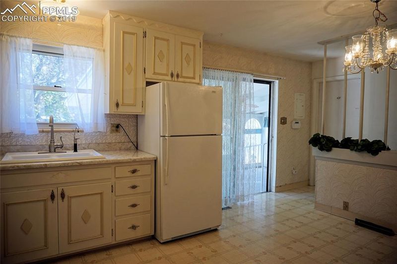 2722 N Arcadia St, Colorado Springs, CO 80907
