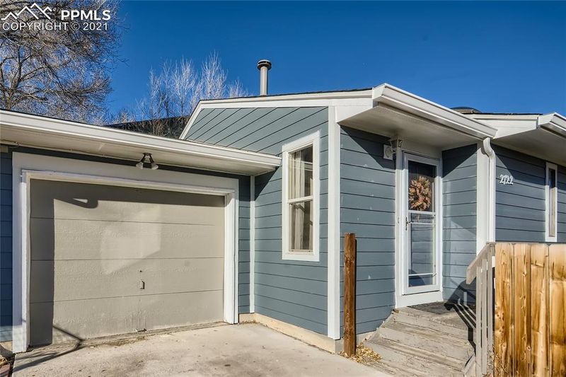 2722 N Chestnut St, Colorado Springs, CO 80907