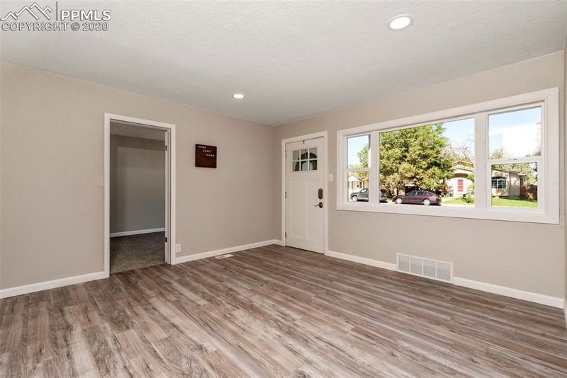 2723 Cascade Ave, Pueblo, CO 81003
