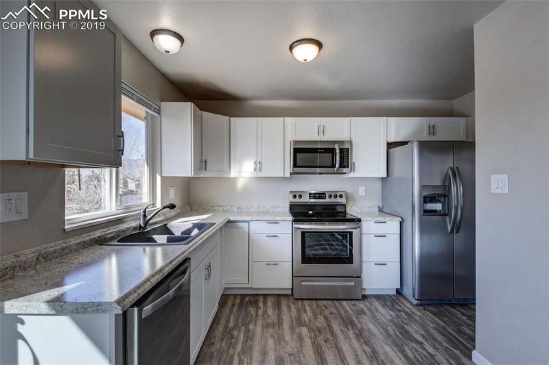 2725 Clarendon Dr, Colorado Springs, CO 80916