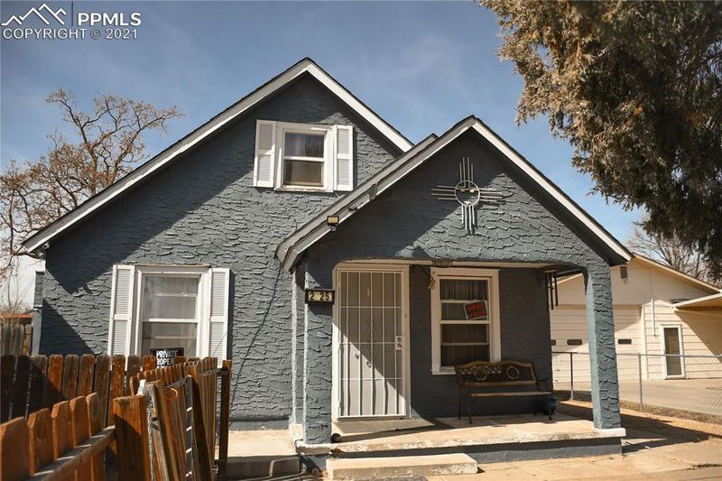 2725 Pine St, Pueblo, CO 81003