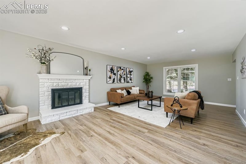 2727 Flintridge Dr, Colorado Springs, CO 80918