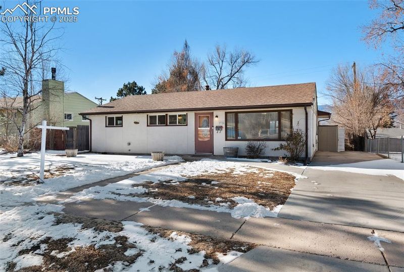 2728 Lark Dr, Colorado Springs, CO 80909