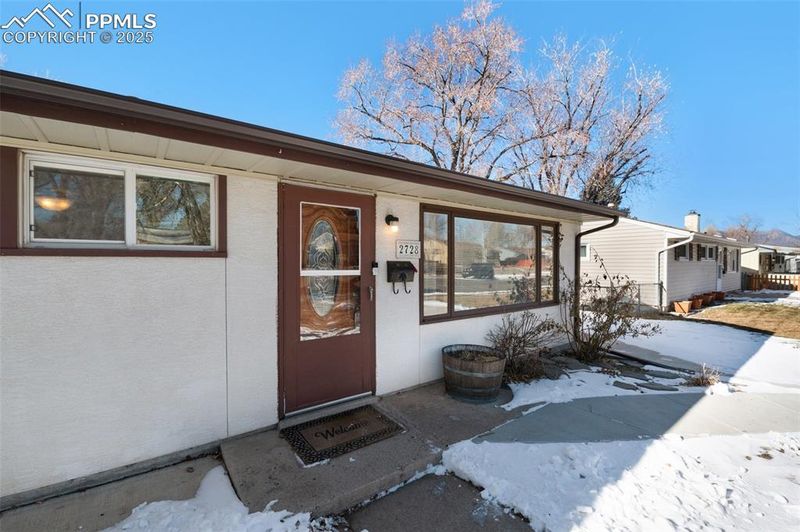 2728 Lark Dr, Colorado Springs, CO 80909