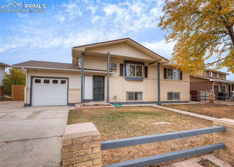273 Fay Dr, Colorado Springs, CO 80911