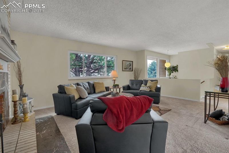 2734 Flintridge Cir, Colorado Springs, CO 80918