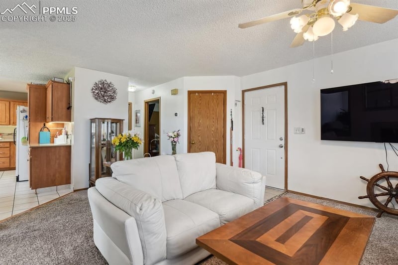 2736 Montague Dr, Colorado Springs, CO 80920