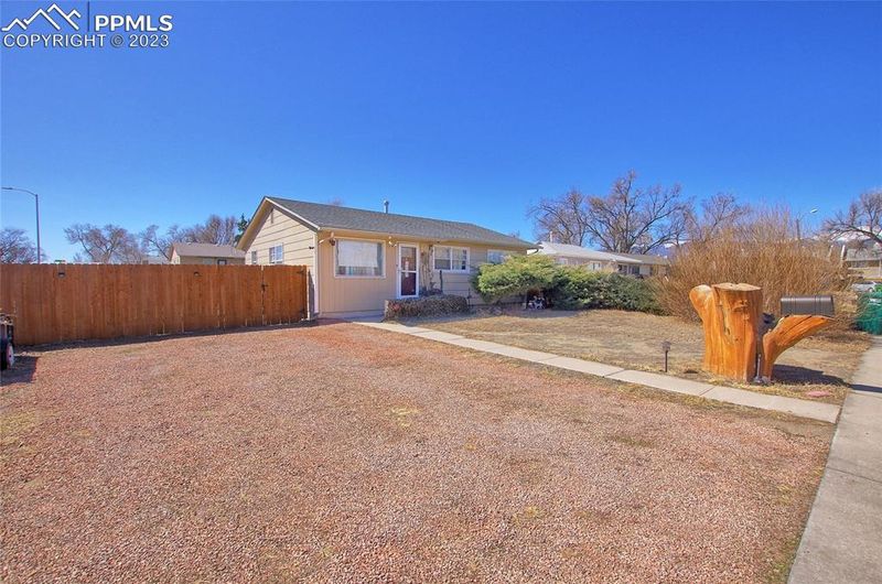 2743 Ben Ct, Colorado Springs, CO 80909