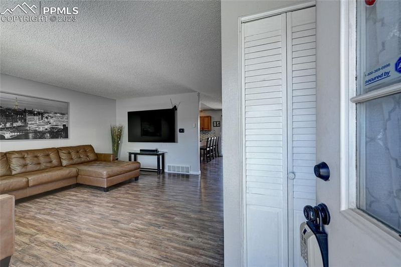 2745 Clarendon Dr, Colorado Springs, CO 80916