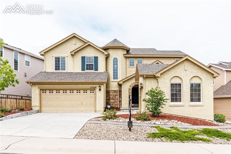 2748 Breezy Ln, Castle Rock, CO 80109