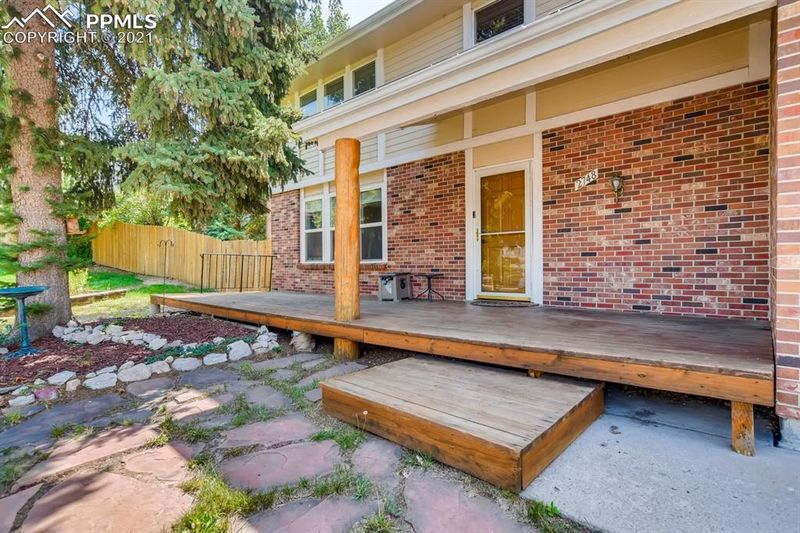 2748 Oro Blanco Dr, Colorado Springs, CO 80917