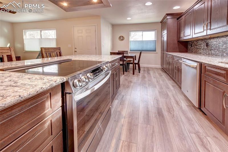 2752 Carmel Ct, Colorado Springs, CO 80910