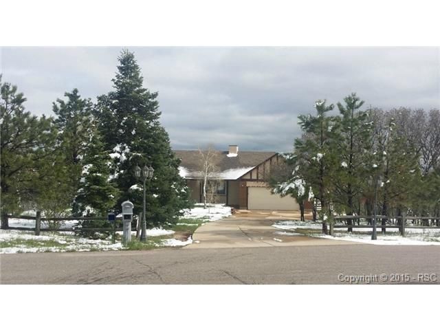 2755 Hunters Glen Dr, Monument, CO 80132