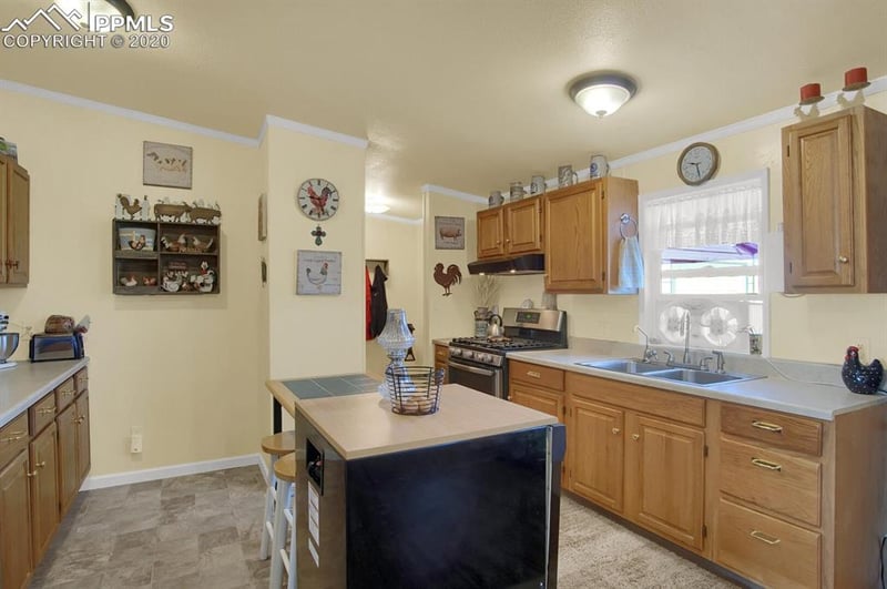 2755 S Meridian Rd, Colorado Springs, CO 80929