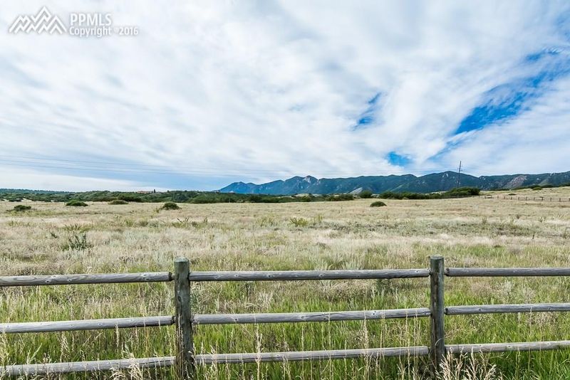2755 Spaatz Rd, Monument, CO 80132