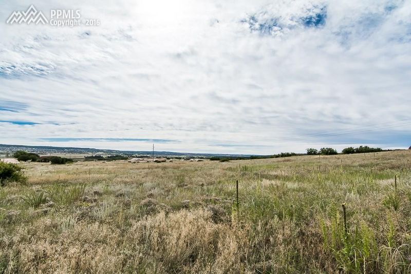2755 Spaatz Rd, Monument, CO 80132