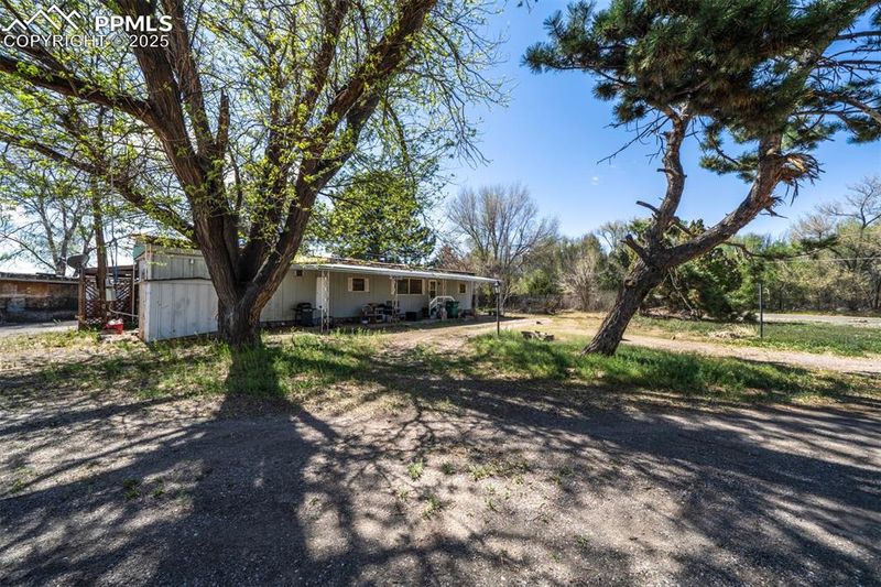 27658 Iris Rd, Pueblo, CO 81006