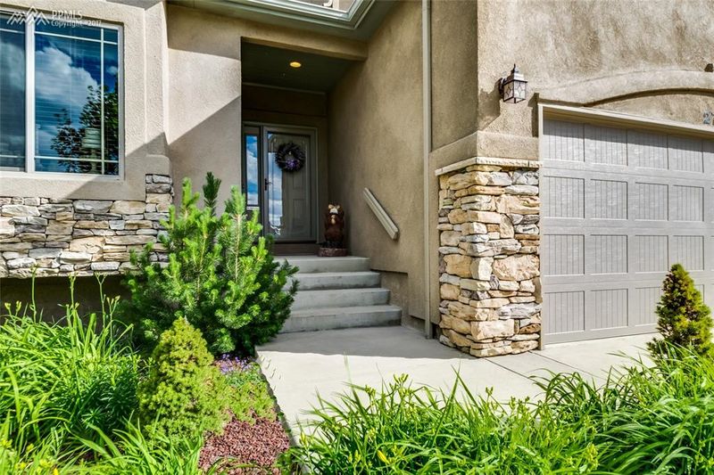 2775 Brookline Ct, Colorado Springs, CO 80906