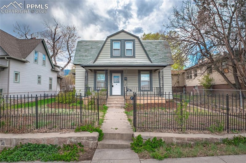 28 7th St, Colorado Springs, CO 80905