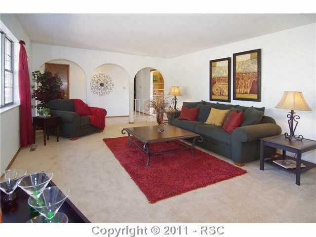 280 Dolomite Dr, Colorado Springs, CO 80919