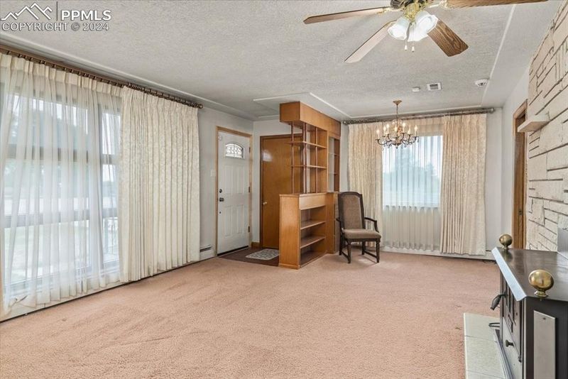 28018 County Farm Rd, Pueblo, CO 81006