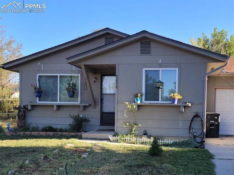 2802 Carmel Cir, Colorado Springs, CO 80910