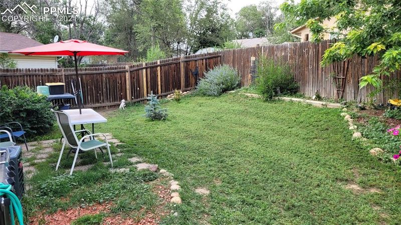 2802 Carmel Cir, Colorado Springs, CO 80910