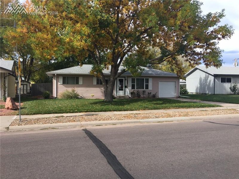 2804 N Arcadia St, Colorado Springs, CO 80907