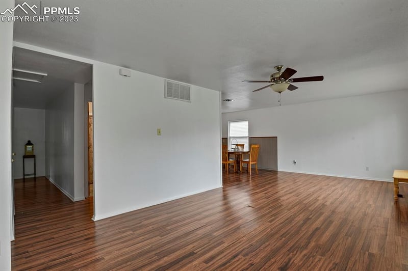 2805 Casden Cir, Colorado Springs, CO 80909